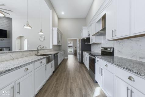 335 Concord Drive E Danville IN 46122