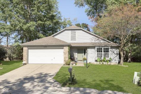 6493 Hunters Green Circle Indianapolis IN 46278