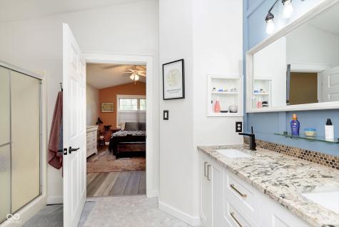 6493 Hunters Green Circle Indianapolis IN 46278