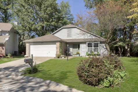6493 Hunters Green Circle Indianapolis IN 46278
