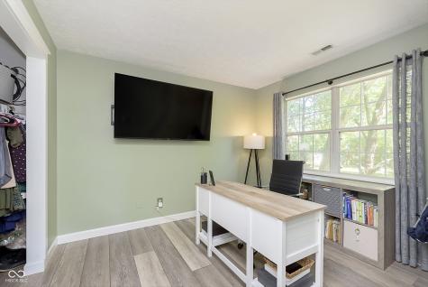 6493 Hunters Green Circle Indianapolis IN 46278
