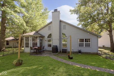6493 Hunters Green Circle Indianapolis IN 46278