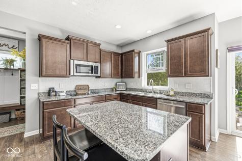 10143 Pepper Tree Lane Noblesville IN 46060