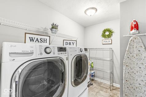 10143 Pepper Tree Lane Noblesville IN 46060