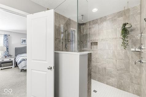 10143 Pepper Tree Lane Noblesville IN 46060