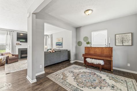 10143 Pepper Tree Lane Noblesville IN 46060