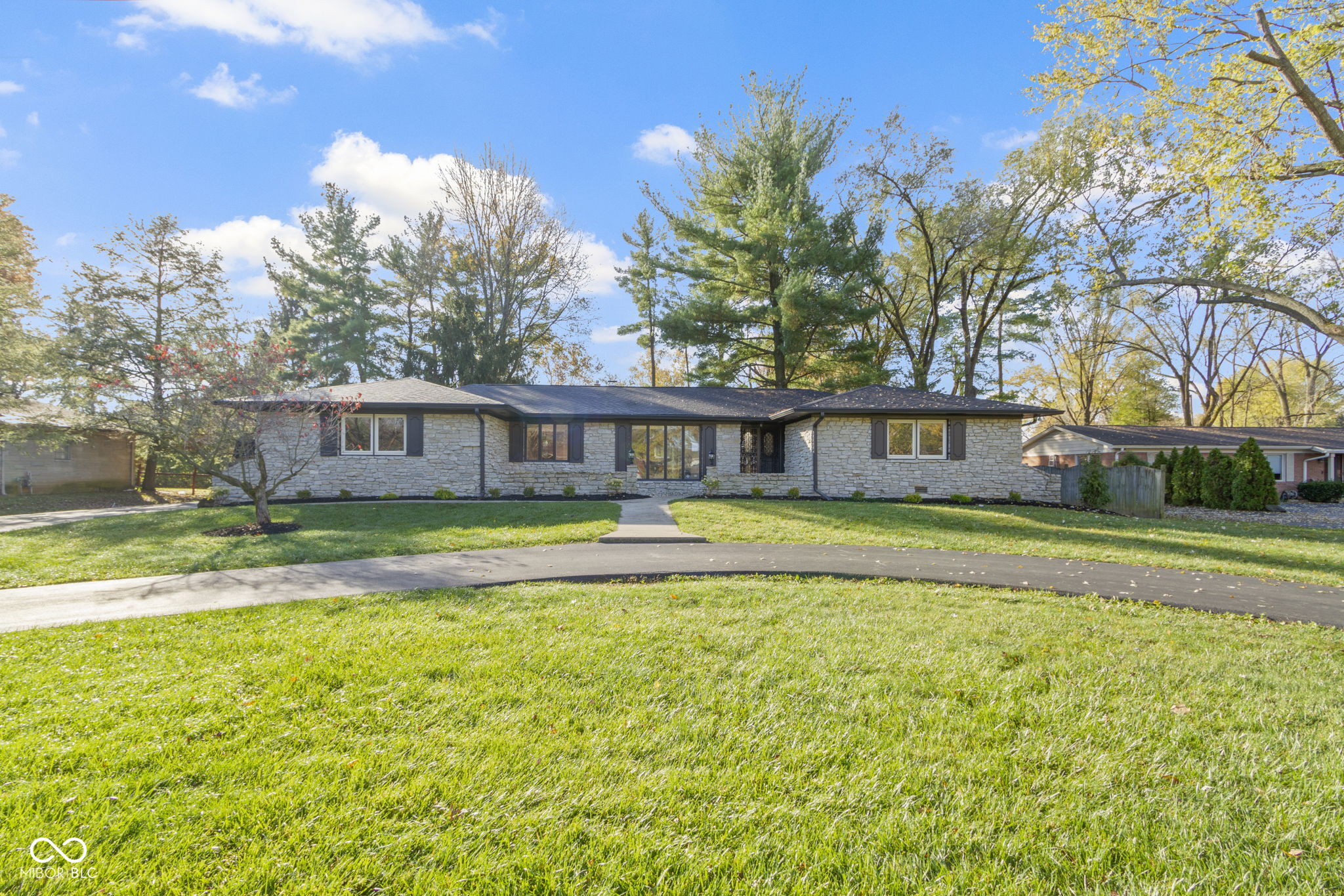 505 Woodmere Drive Indianapolis IN 46260