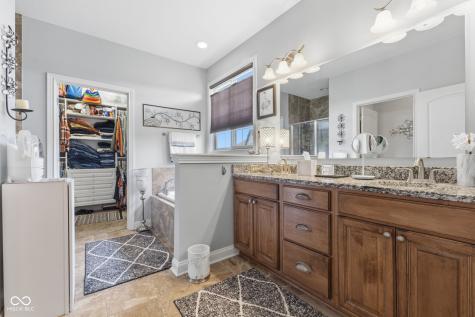 4295 Thompson Row Greenwood IN 46143