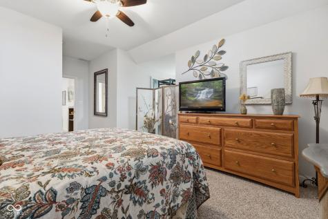 4295 Thompson Row Greenwood IN 46143