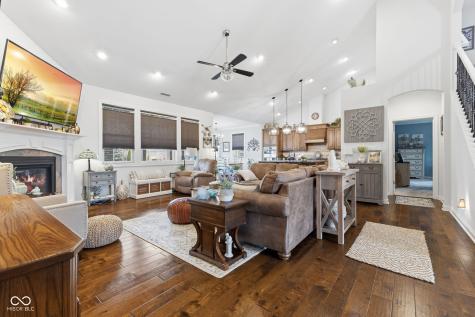 4295 Thompson Row Greenwood IN 46143