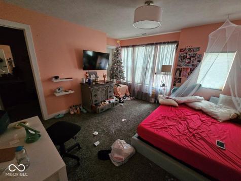 12889 Girvan Way Fishers IN 46037