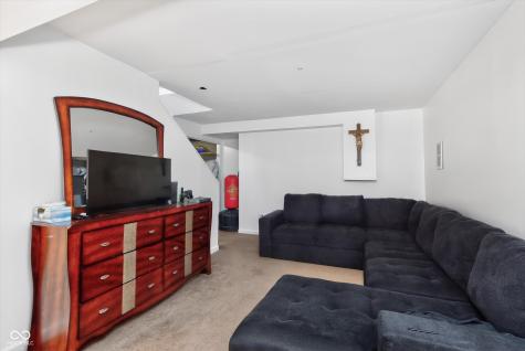 7835 Inishmore Way Indianapolis IN 46214
