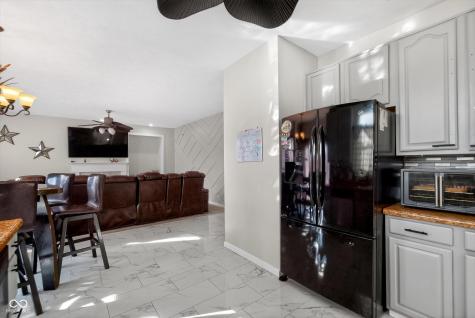 7835 Inishmore Way Indianapolis IN 46214