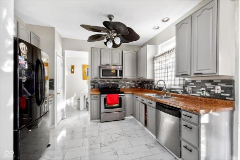 7835 Inishmore Way Indianapolis IN 46214