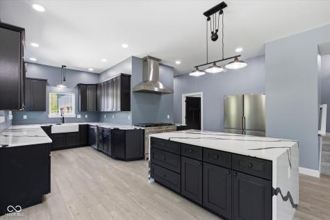 2101 N Wolf Cove Martinsville IN 46151