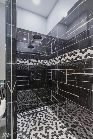 2101 N Wolf Cove Martinsville IN 46151