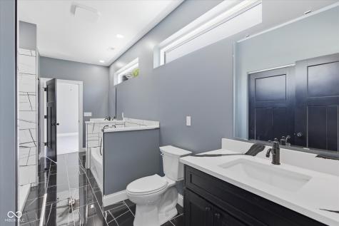 2101 N Wolf Cove Martinsville IN 46151