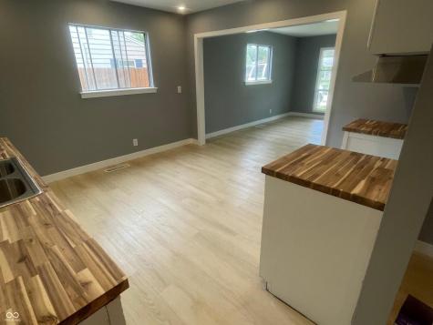 306 S Kenmore Road Indianapolis IN 46219
