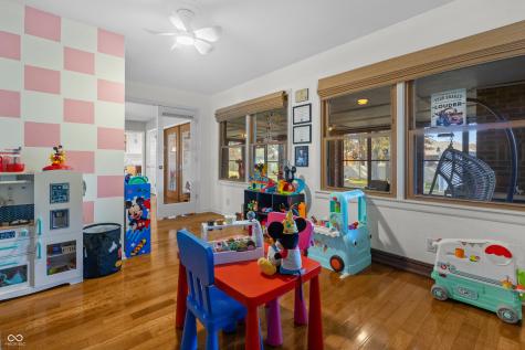 1504 Mcclure Road Columbus IN 47201