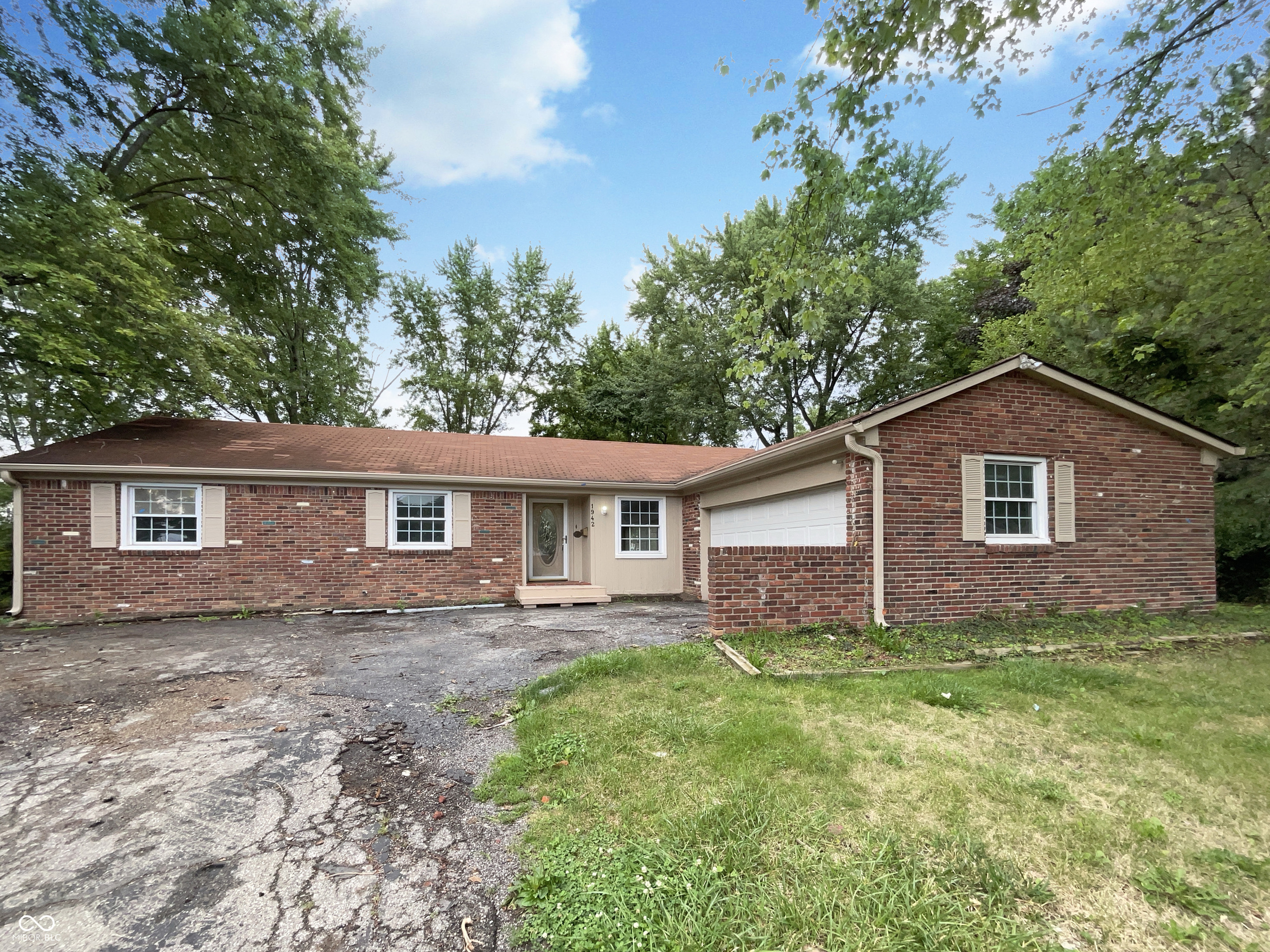 1942 Heather Court Indianapolis IN 46229