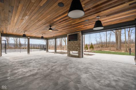 11947 Gray Ghost Way Fishers IN 46040