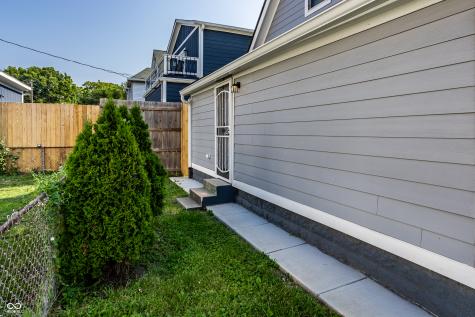 2302 N Kenwood Avenue Indianapolis IN 46208