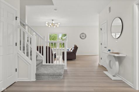 8698 Redditch Drive Avon IN 46123