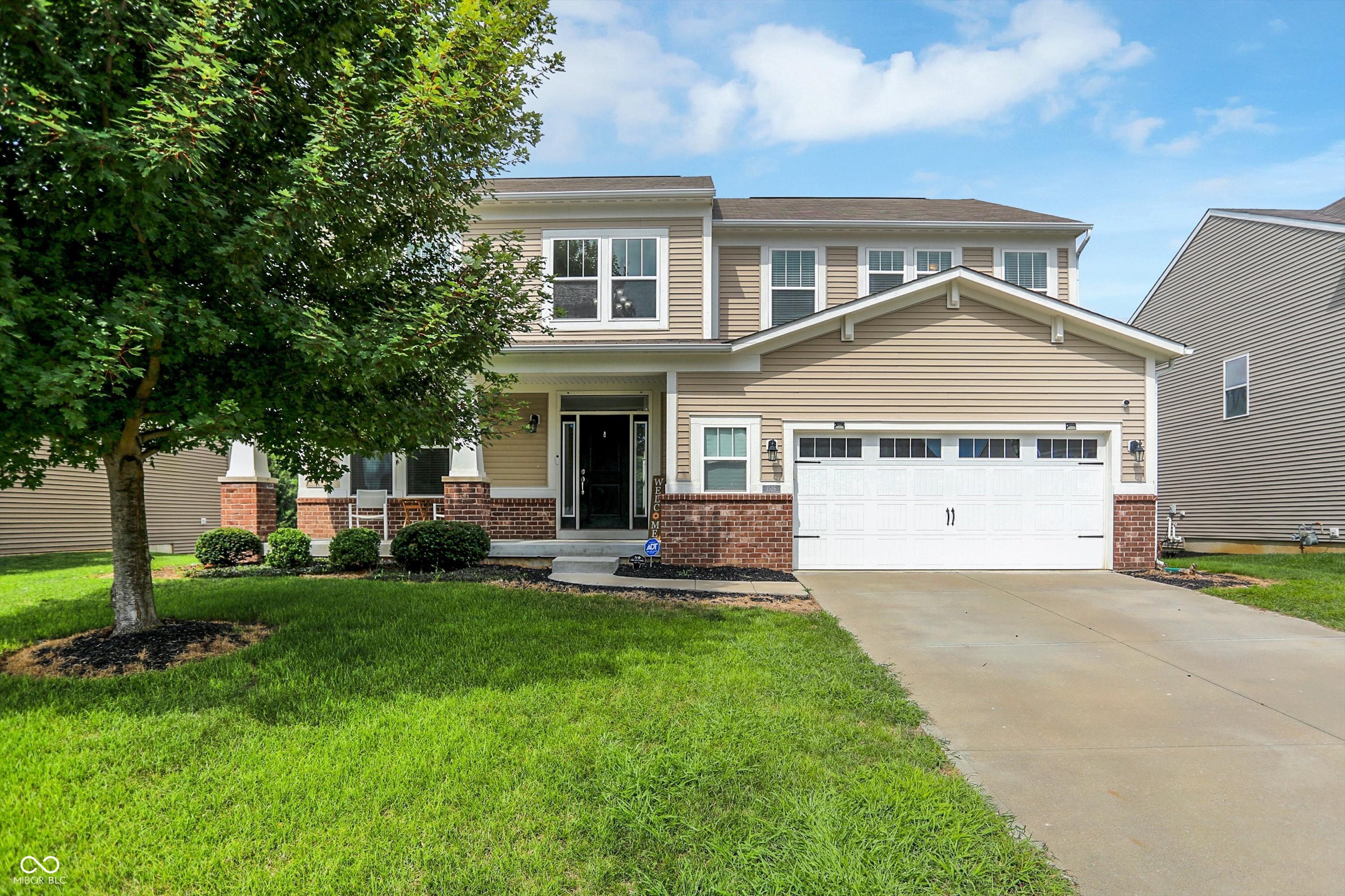 1526 Oakvista Drive Greenwood IN 46143