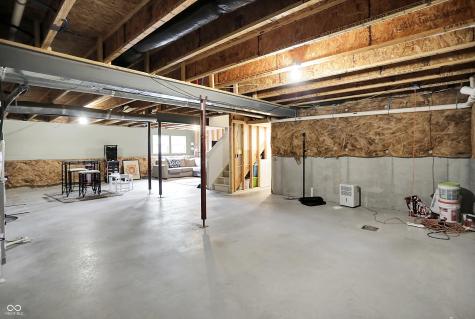 1526 Oakvista Drive Greenwood IN 46143
