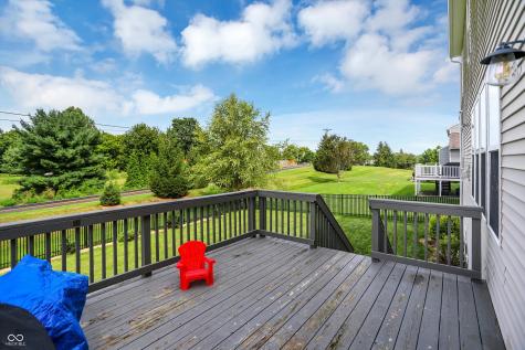 1526 Oakvista Drive Greenwood IN 46143