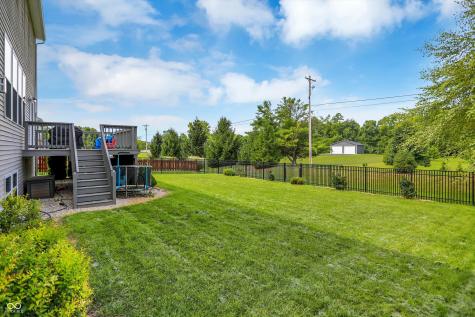 1526 Oakvista Drive Greenwood IN 46143