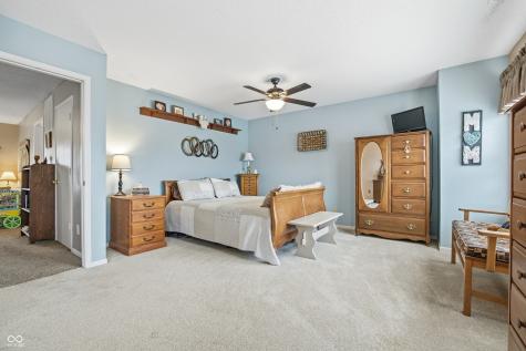 10190 Holly Berry Circle Fishers IN 46038