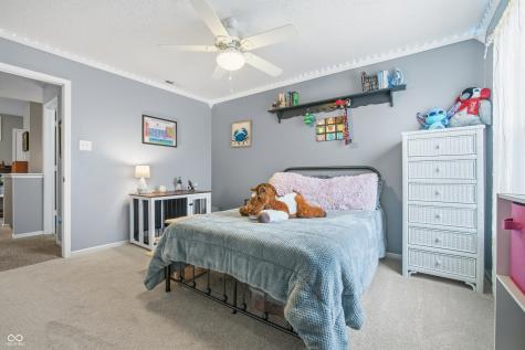 10190 Holly Berry Circle Fishers IN 46038