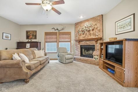 10190 Holly Berry Circle Fishers IN 46038