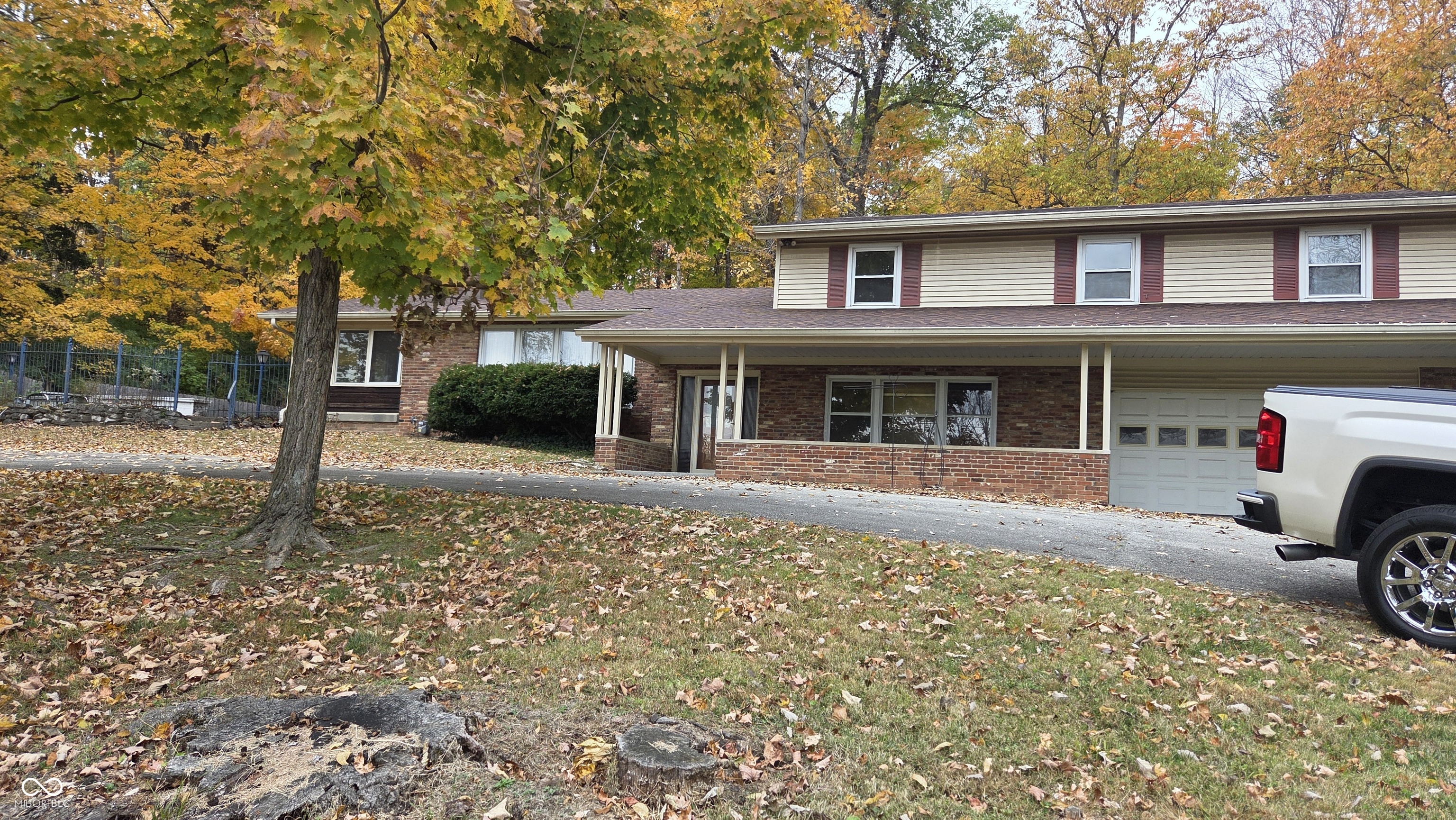8946 Fall Creek Road Indianapolis IN 46256
