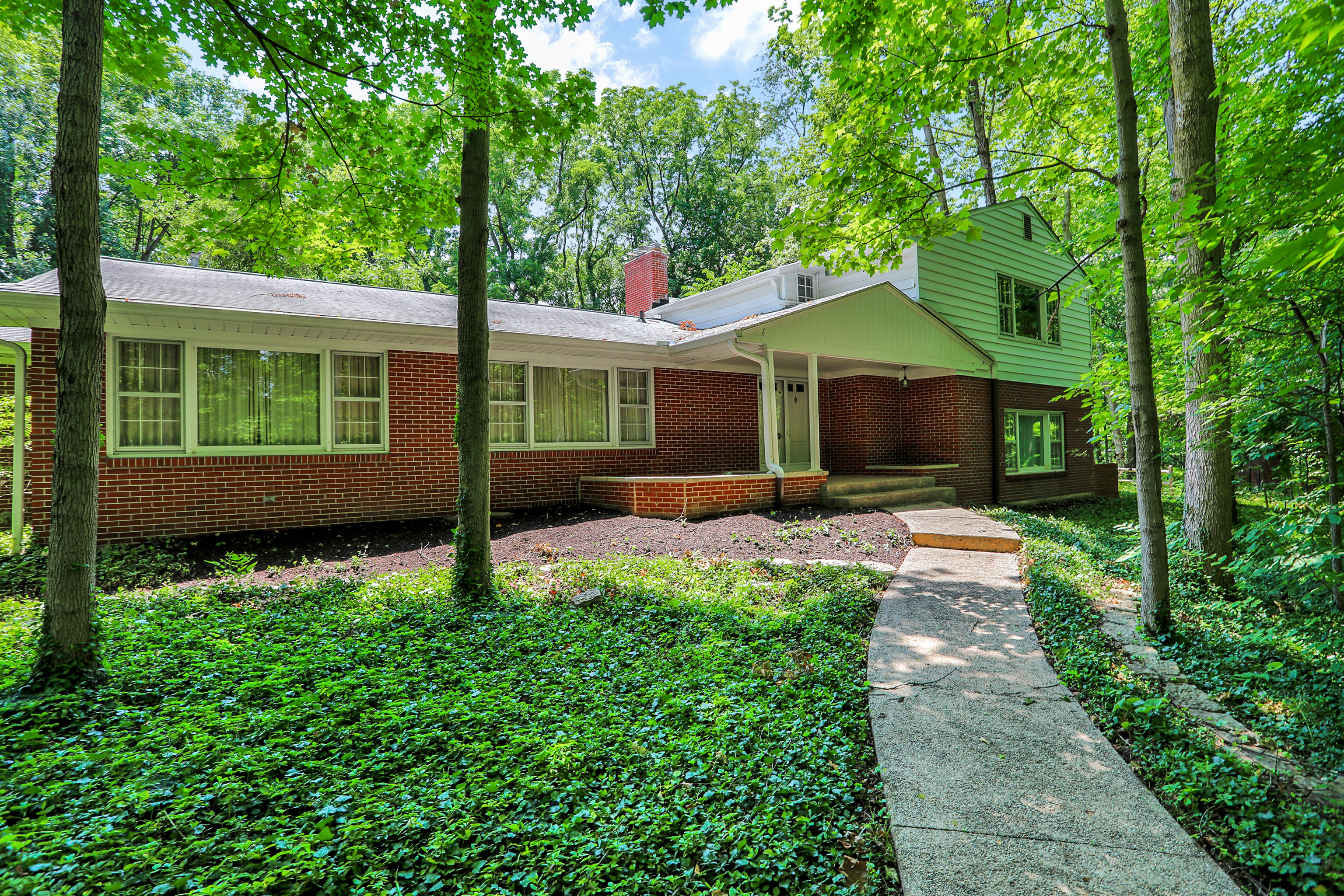 3649 E 71st Street Indianapolis IN 46220