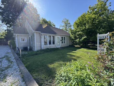 827 N Hawthorne Lane Indianapolis IN 46219