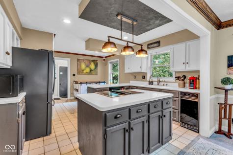 9123 Behner Brook Drive Indianapolis IN 46250