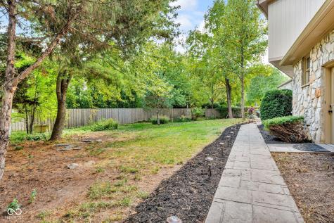 9123 Behner Brook Drive Indianapolis IN 46250