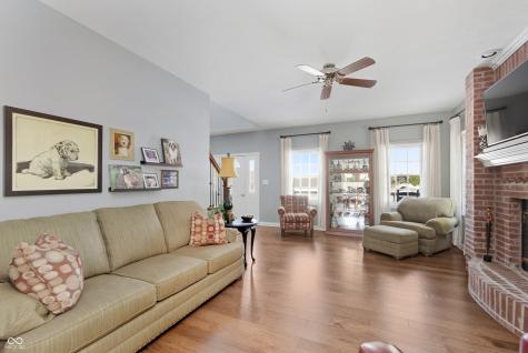 2119 Scarlet Oak Drive Avon IN 46123