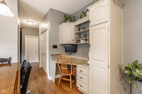 2119 Scarlet Oak Drive Avon IN 46123