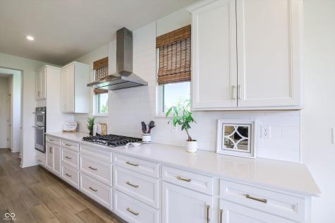 702 Whispering Oaks Drive Carmel IN 46032