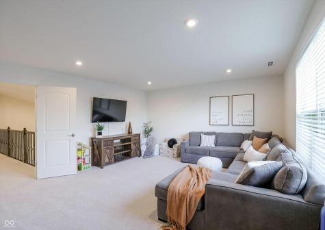 702 Whispering Oaks Drive Carmel IN 46032