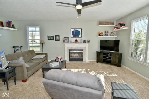 2080 Heathermor Drive Avon IN 46123