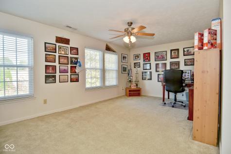2080 Heathermor Drive Avon IN 46123