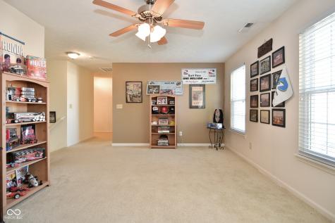 2080 Heathermor Drive Avon IN 46123