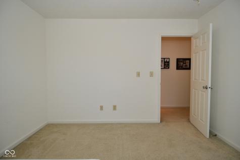 2080 Heathermor Drive Avon IN 46123