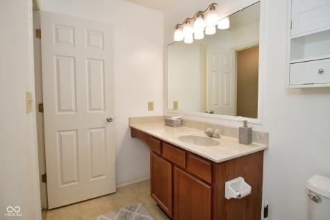 2080 Heathermor Drive Avon IN 46123