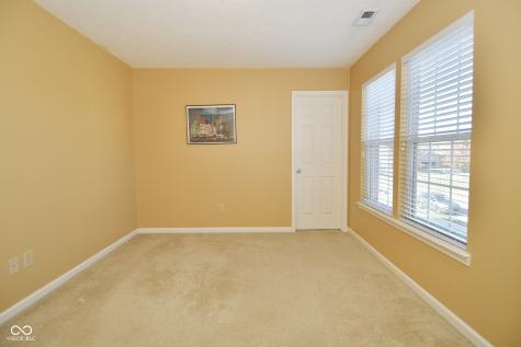 2080 Heathermor Drive Avon IN 46123