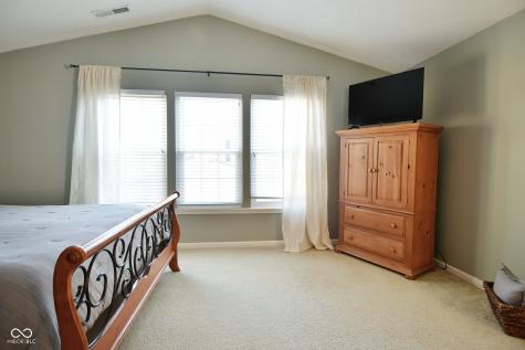 2080 Heathermor Drive Avon IN 46123